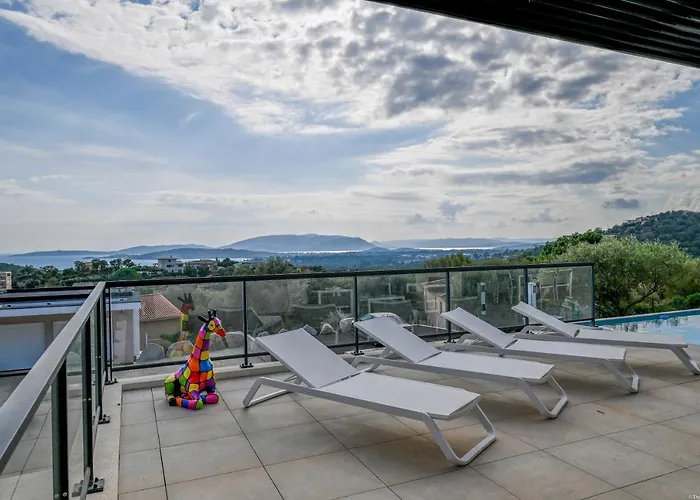 Villa Neuve Et Luxueuse Vue Proche Portovecchio Zonza