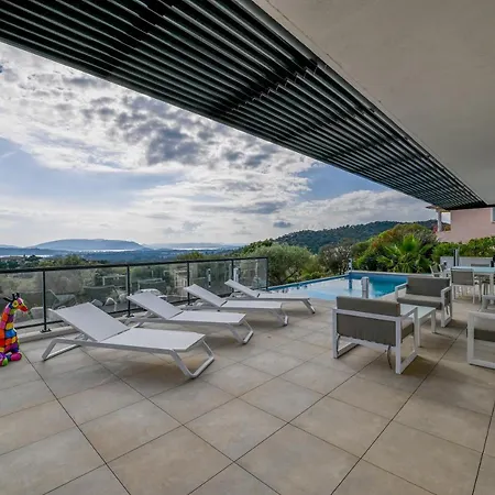 Neuve Et Luxueuse Vue Proche Portovecchio *