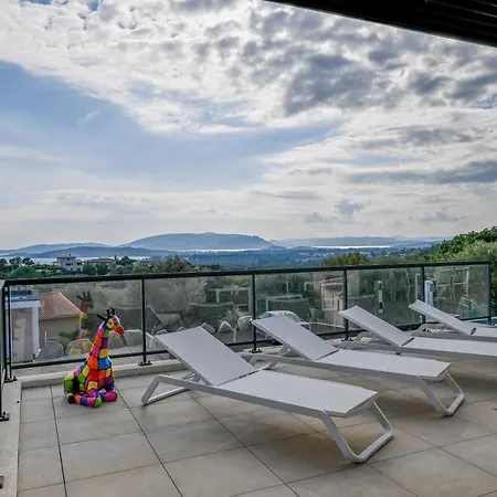 Villa Neuve Et Luxueuse Vue Proche Portovecchio Zonza