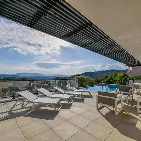 Neuve Et Luxueuse Vue Proche Portovecchio *