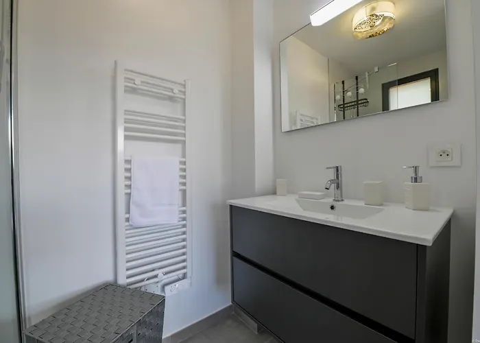 Neuve Et Luxueuse Vue Proche Portovecchio *